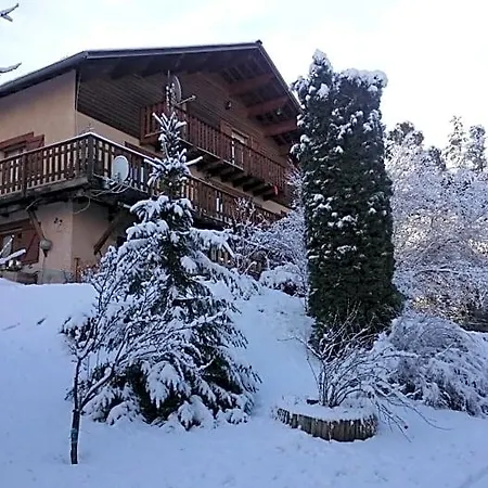 Indépendant Les Ormes 3* Enchastrayes