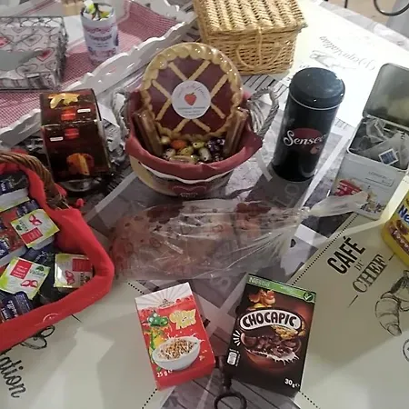 Indépendant Les Ormes 3*