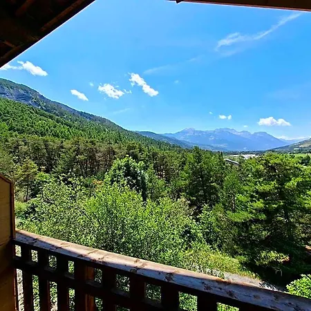 Bed and breakfast Indépendant Les Ormes 3*