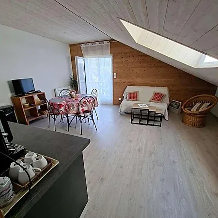 Bed and breakfast Indépendant Les Ormes 3*
