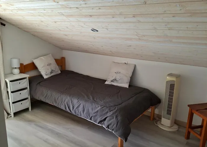 Les Ormes 3* Enchastrayes